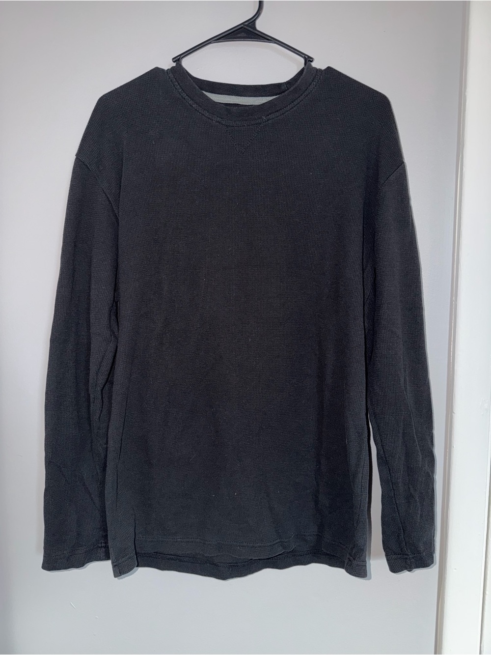 Izod Black Long Sleeve Crewneck Shirt